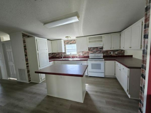 2000 FTWD Manufactured Home