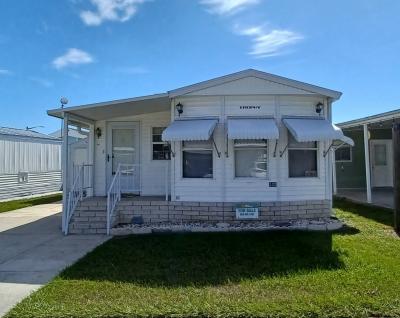Photo 1 of 13 of home located at 37811 Chancey Rd. 300 Zephyrhills, FL 33541
