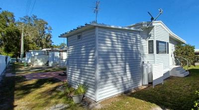 Photo 4 of 16 of home located at 37811 Chancey Rd. Zephyrhills, FL 33541