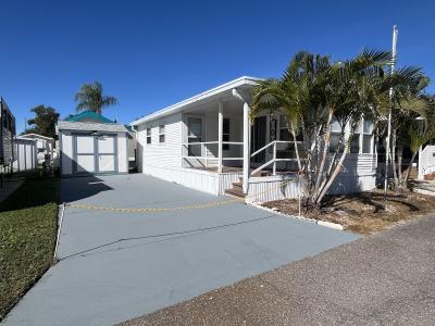 Photo 2 of 13 of home located at 11911 66th Street 621 Largo, FL 33773