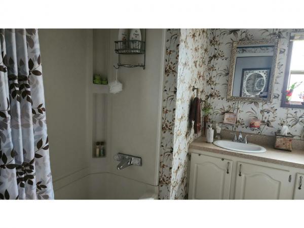 1979 Poloron Manufactured Home