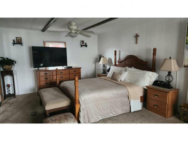 1979 Poloron Manufactured Home