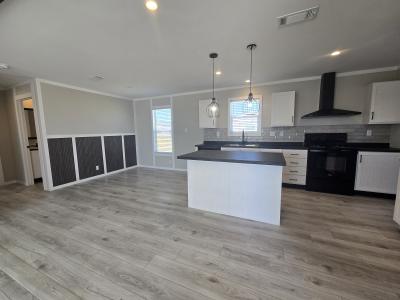 Photo 5 of 10 of home located at 455 Pineland Avenue Kyle, TX 78640