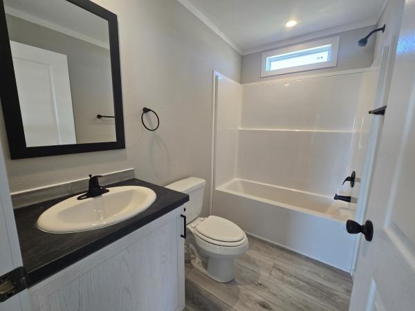 2025 Champion GW2856A-2856H32W01 Mobile Home