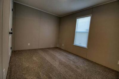 Photo 4 of 18 of home located at 340 Canterbury Newport, MI 48166