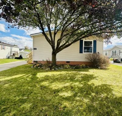 Photo 2 of 15 of home located at 3262 Lancaster Ln Northville, MI 48167