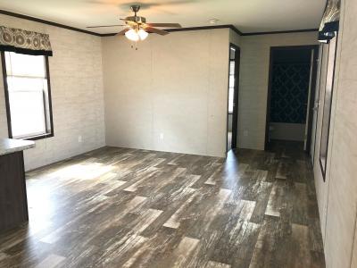 Photo 2 of 4 of home located at 2086 Marlene Troy, MI 48083