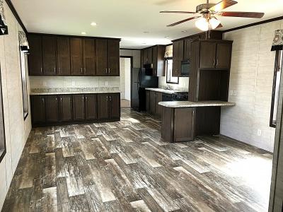 Photo 3 of 4 of home located at 2086 Marlene Troy, MI 48083