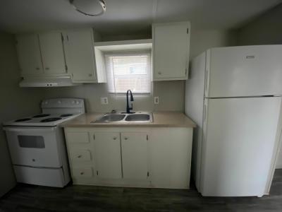 Mobile Home at 1420 Hill Pine Huntsville, TX 77340