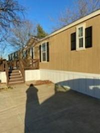 2017 Oak Creek Homes LP Yes Mobile Home