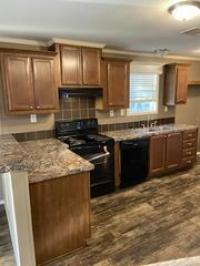 2017 Oak Creek Homes LP Yes Mobile Home