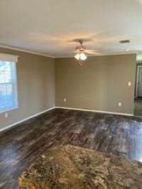 2017 Oak Creek Homes LP Yes Mobile Home