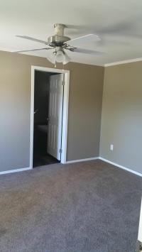 2017 Oak Creek Homes LP Yes Mobile Home