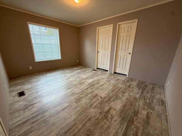 2019 Champion Mobile Home