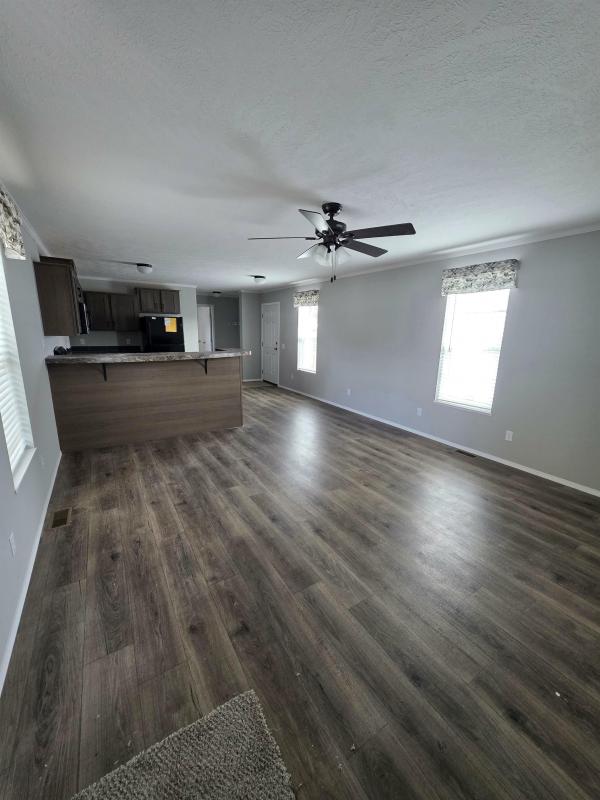 Photo 1 of 2 of home located at 60 N. State Rt. 101, Lot 26 Tiffin, OH 44883