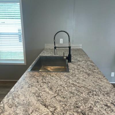 Photo 5 of 19 of home located at 225 Sycamore Loop Campbellsville, KY 42718