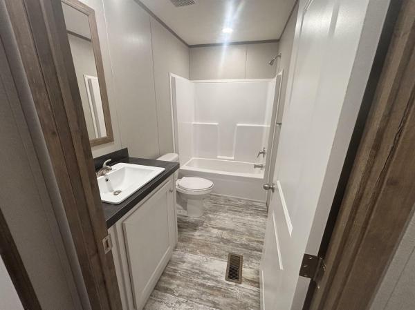 2025 Clayton - Savannah Saddle Creek  Home