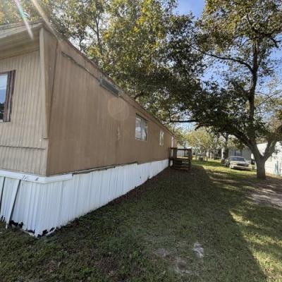 Photo 2 of 31 of home located at 3 North Back Court Monticello, FL 32344