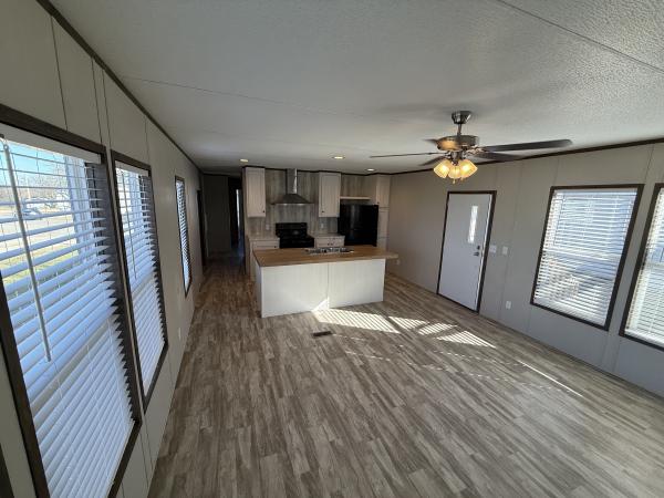 2022  Mobile Home For Sale
