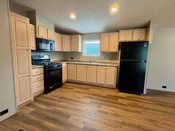 2020  Mobile Home For Sale