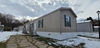 Mobile Home at 2088 E. Empire Road #211 Benton Harbor, MI 49022