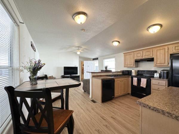 2016 Champion Manufactured Home