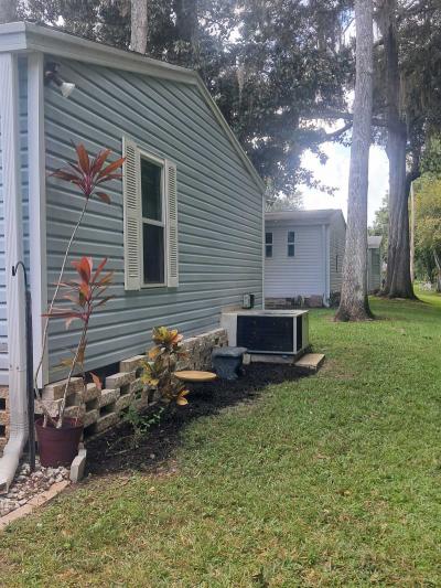 Photo 2 of 20 of home located at 1820 Persimmon Circle Edgewater, FL 32132