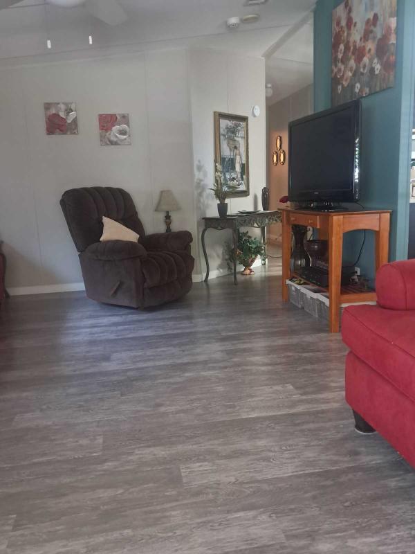 1993 Fleetwood Carriage Hill Classic Manufactured Home