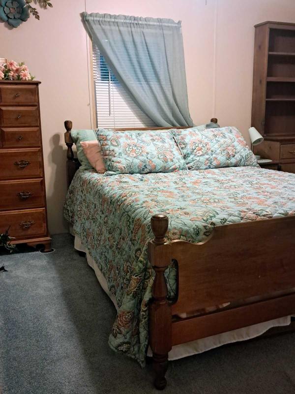 1993 Fleetwood Carriage Hill Classic Manufactured Home