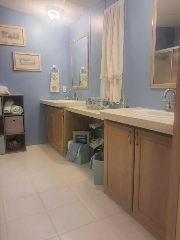 1993 Fleetwood Carriage Hill Classic Manufactured Home