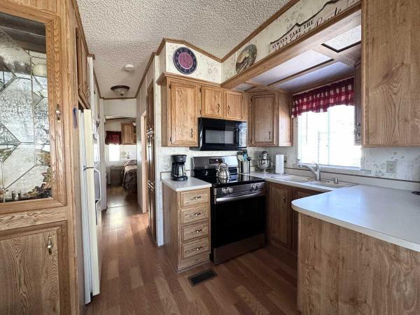 1992 Cavco Manufactured Home