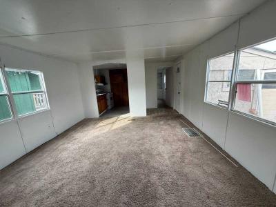 Photo 3 of 8 of home located at 2825 SE 14th St, #38 Des Moines, IA 50320