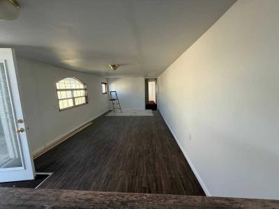 Photo 3 of 8 of home located at 2825 SE 14th St, #20-C Des Moines, IA 50320