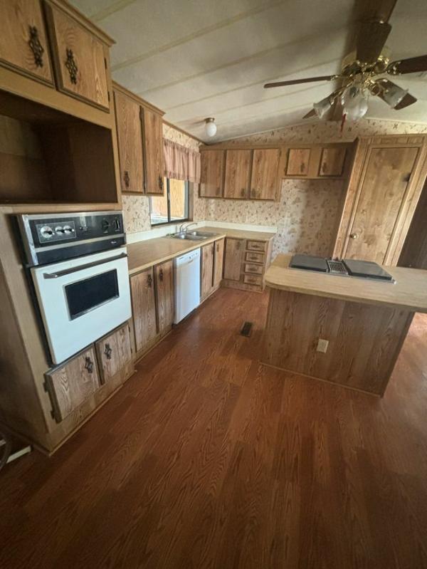 1985 Palm Harbor Mobile Home