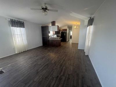 Photo 5 of 14 of home located at 8701 NE 107th Pl #2 Kansas, MO 64157