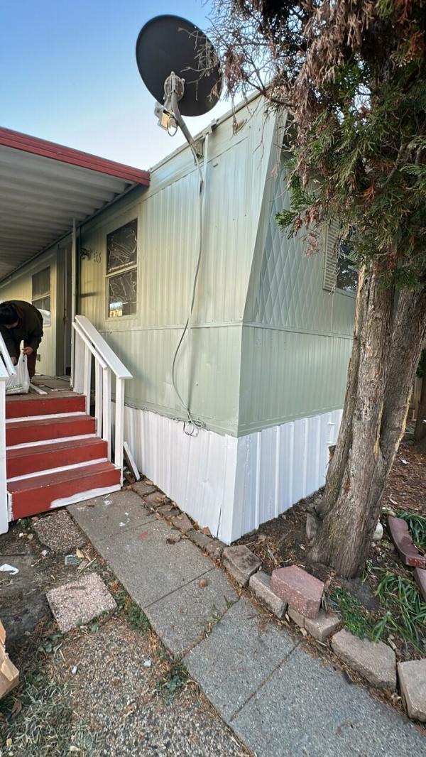  Mobile Home For Sale