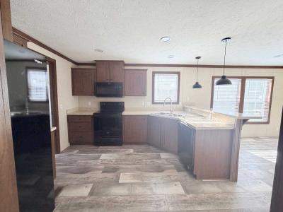 Photo 4 of 8 of home located at 4000 E 134th Street #1003 Chicago, IL 60633