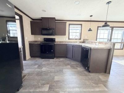 Photo 3 of 30 of home located at 4000 E 134th Street #1005 Chicago, IL 60633