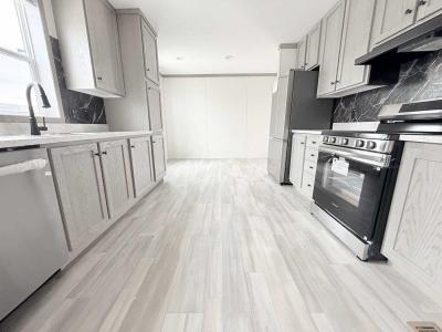 Photo 5 of 36 of home located at 4000 E 134th Street #1008 Chicago, IL 60633