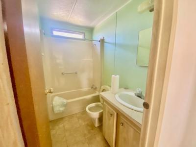 Photo 4 of 10 of home located at 316 Windsor Court Melbourne, FL 32934