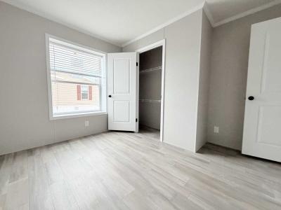 Photo 5 of 36 of home located at 4000 E 134th Street #1026 Chicago, IL 60633