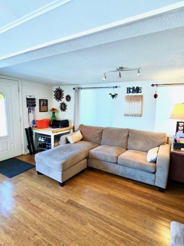 1995 Park Place Park Model Manufactured Home