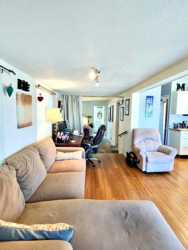 1995 Park Place Park Model Manufactured Home