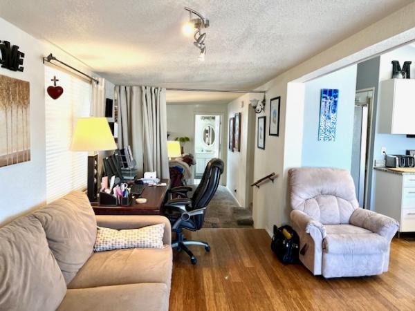 1995 Park Place Park Model Manufactured Home