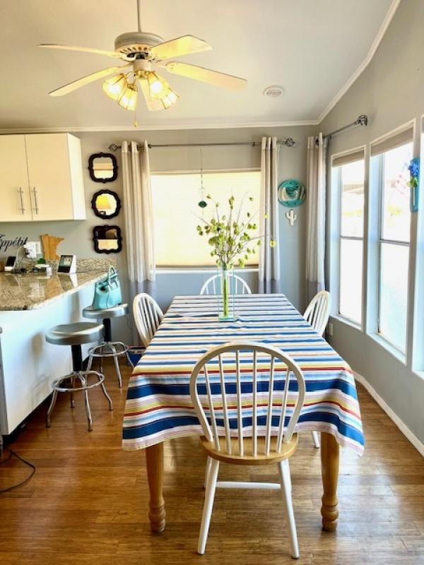 1995 Park Place Park Model Manufactured Home