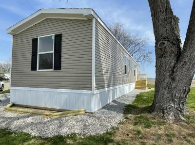 Mobile Home at 8565 Smith-Calhoun Rd, Plain City, Oh 43064 - Lot 185 Plain City, OH 43064