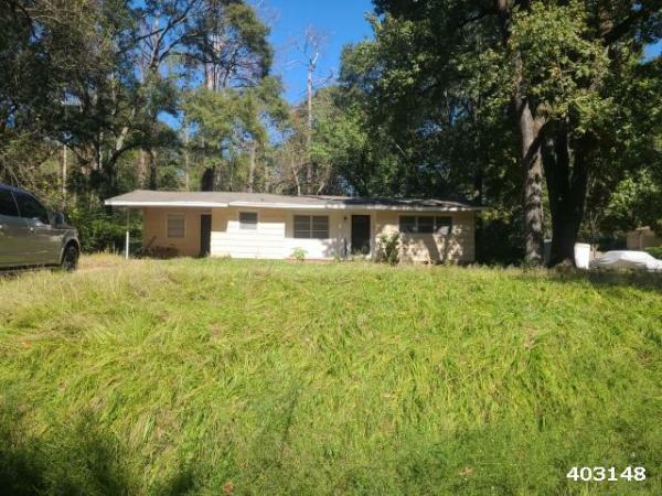 Photo 1 of 2 of home located at 262 Iris Ave Jackson, MS 39206