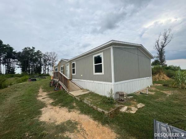 Photo 1 of 2 of home located at East Texas Home Center, Llc 2749 Us 69 Lumberton, TX 77657