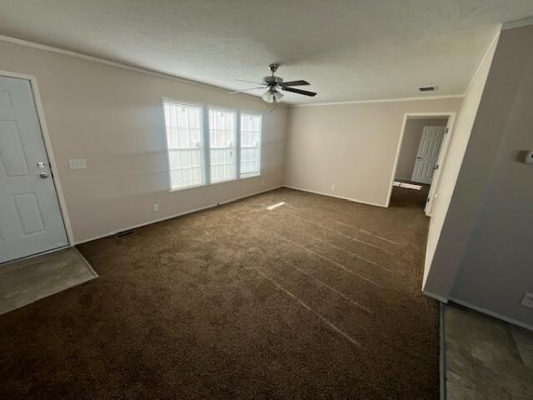 2018 Champion RA2860209 Mobile Home