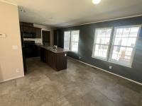 2018 Champion RA2860209 Mobile Home